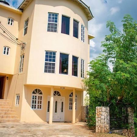 A Lovely Jamaican Get-Away Kingston Exterior foto