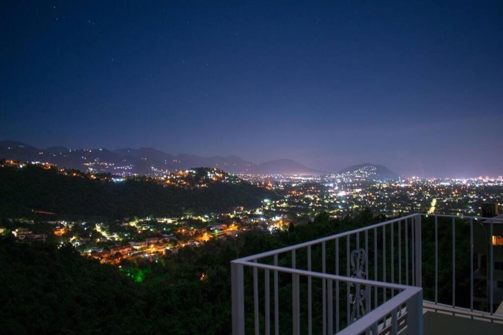 A Lovely Jamaican Get-Away Kingston Exterior foto