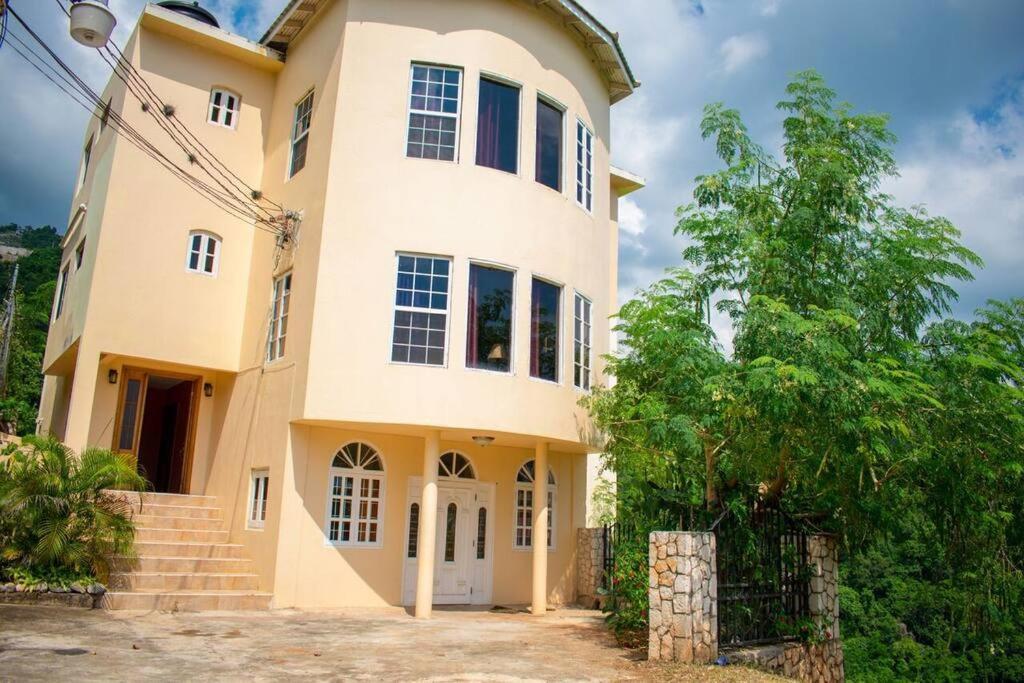 A Lovely Jamaican Get-Away Kingston Exterior foto